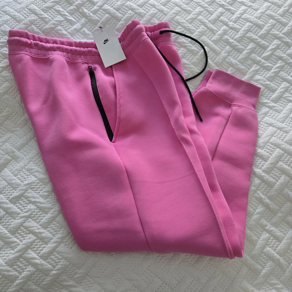 Nike Track Joggers - Picture 4 of 8